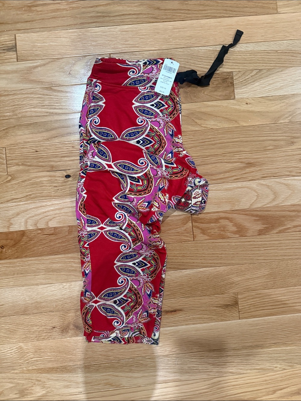 NWT! Soma Cool NightsRed Paisley PJ Set - Red Top with Multicolor Paisley Pants - Picture 3 of 3